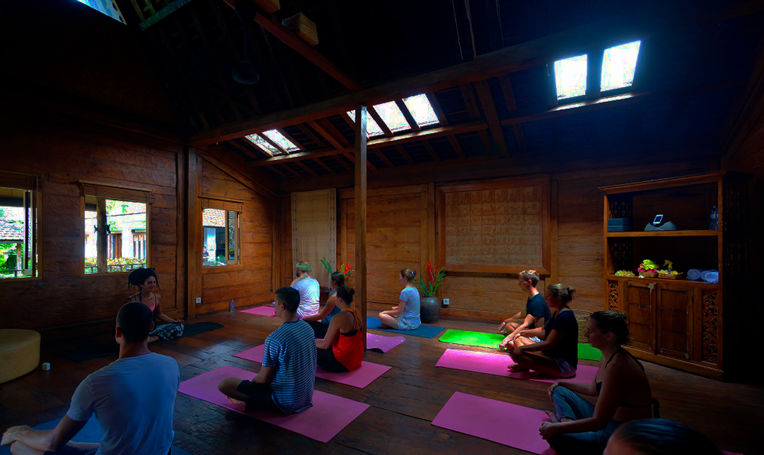 yoga-activity-kalapa-resort-resolusi-kecil